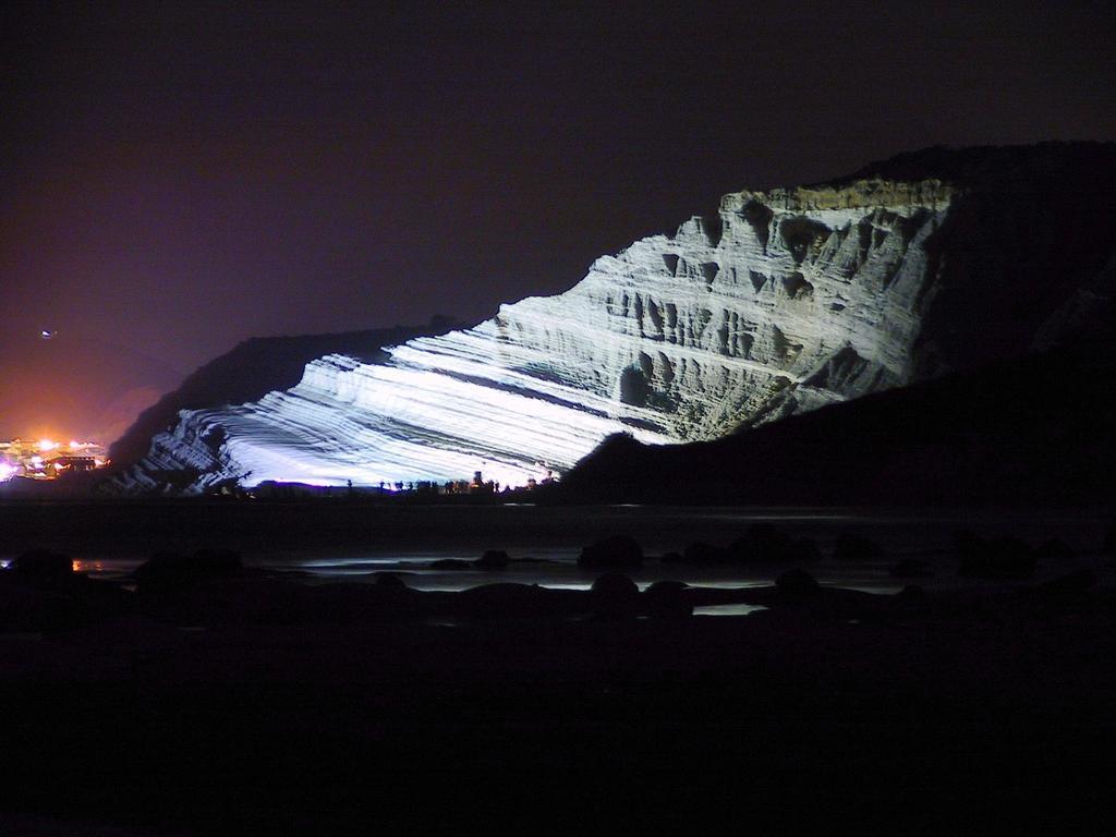Il Casello Della Scala Dei Turchi Реалмонте Стая снимка
